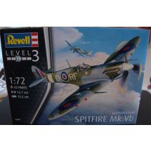 Spitfire Mk.Vb Muovirakennussarja